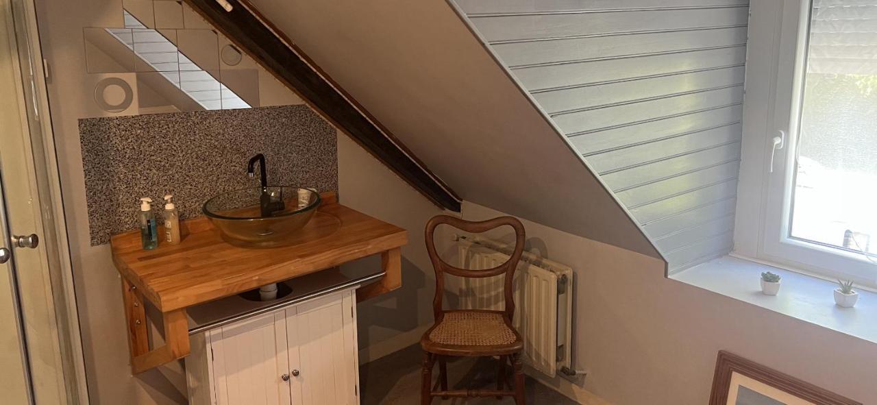 Double & Family Rooms In Tranquility In Blue Saint-Mars-sur-la-Futaie Eksteriør bilde